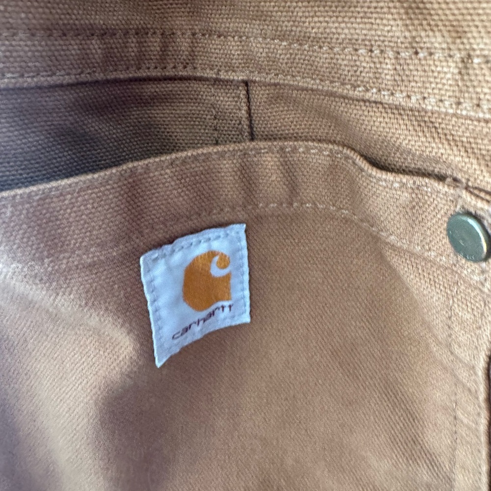Preloved, Carhartt Women’s Loose Fit Tan Field Jacket - Picture 2 of 10